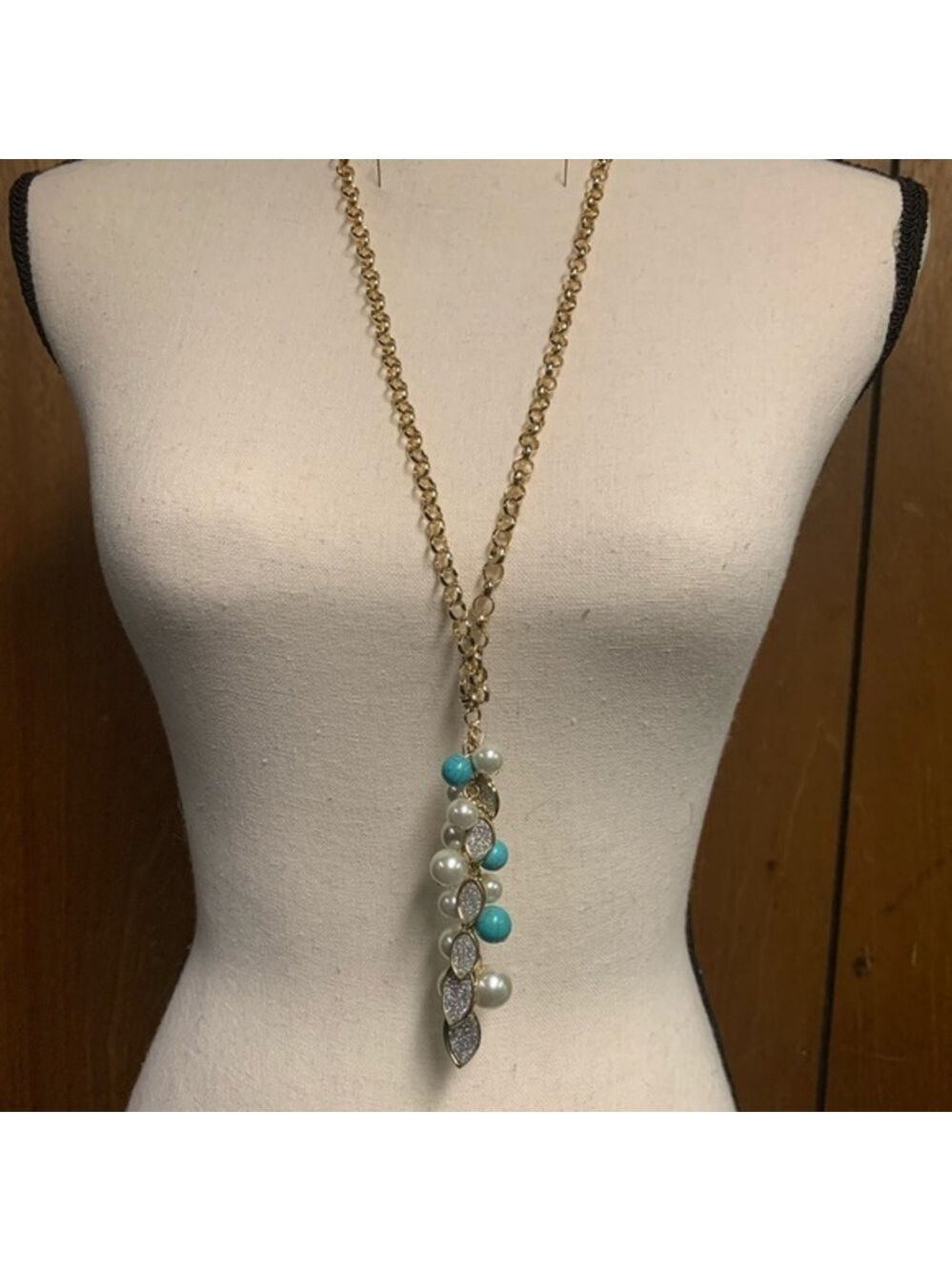 New Ellen Tracy Long Gold Beaded Necklace - Picture 1 of 4